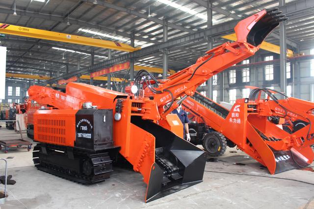 扒渣機 一機多用的高效解決方案，省時省力省人工